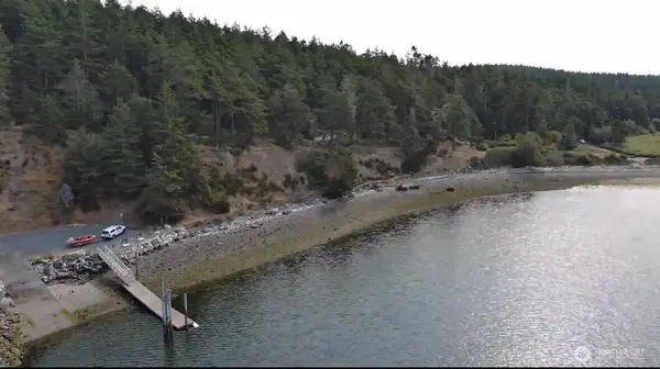 24 Starboard RD, Lopez Island, WA 98261