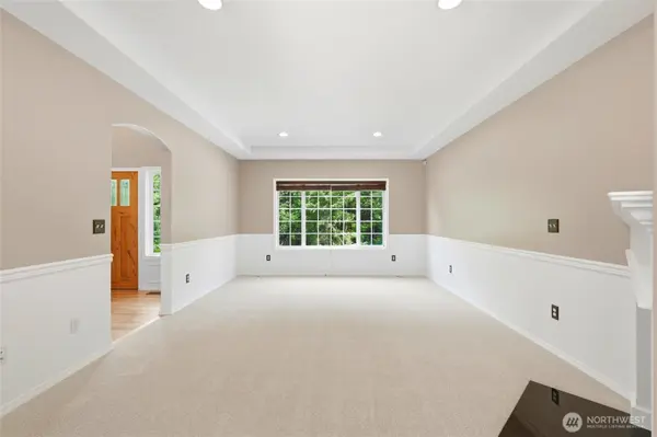 8206 211th AVE SE, Snohomish, WA 98290