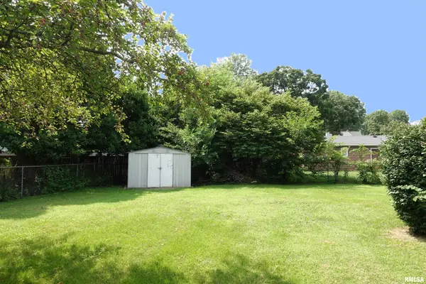 1232 N WEST ST, Galesburg, IL 61401