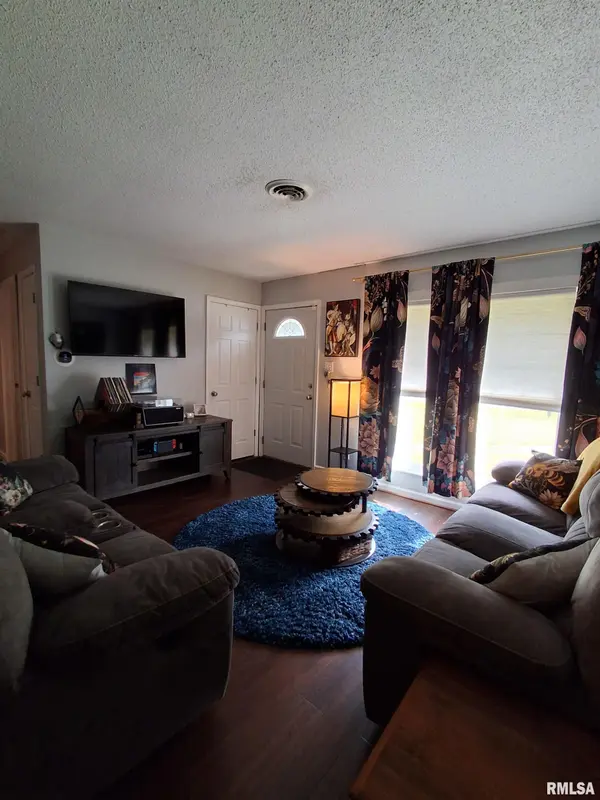 713 N 26TH ST, Herrin, IL 62948