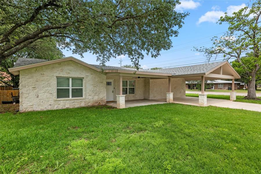 412 Oak ST, Bastrop, TX 78602