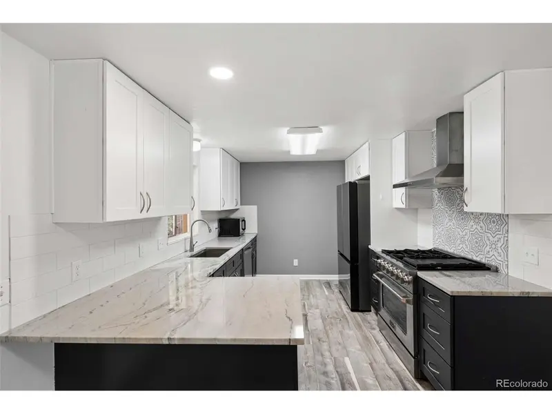 957 E 9th, Broomfield, CO 80020