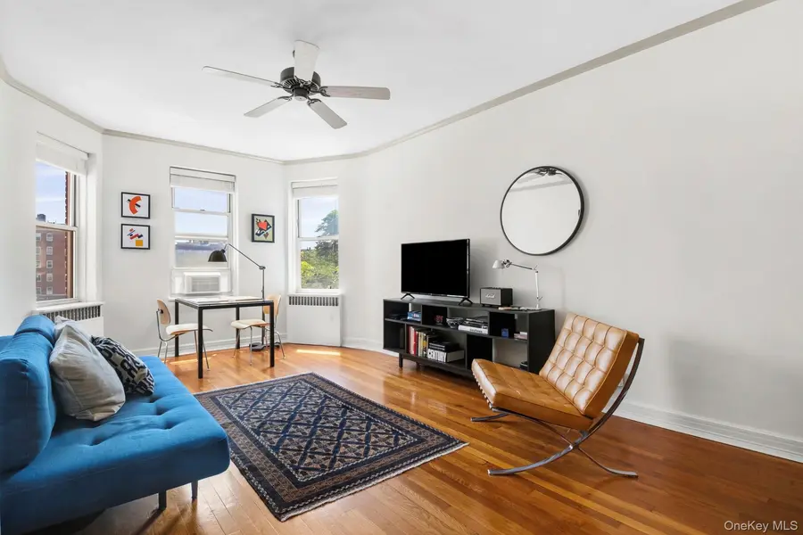 111-35 75th AVE #42, Forest Hills, NY 11375