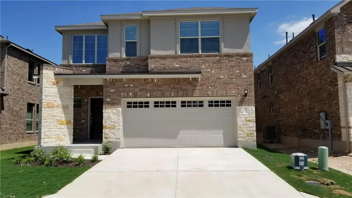 1050 kenney fort XING #37, Round Rock, TX 78665
