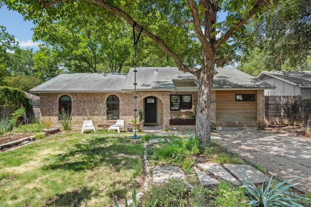 7408 Loganberry DR, Austin, TX 78745