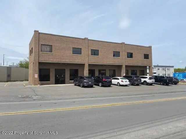 1300 Wheeler AVE, Dunmore, PA 18512