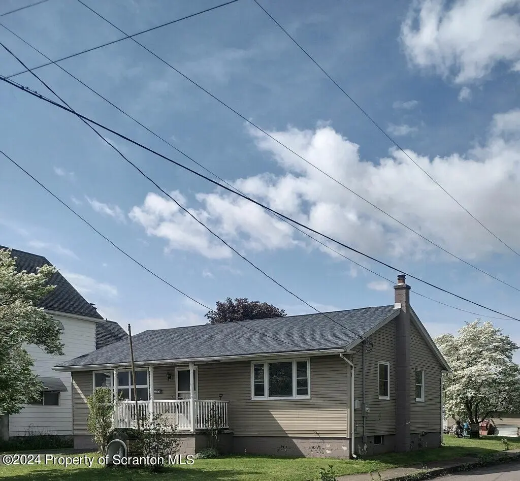 271 Poplar ST, Dickson City, PA 18519