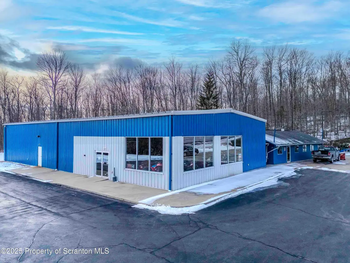 233 Scranton Pocono HWY, Covington Twp, PA 18444