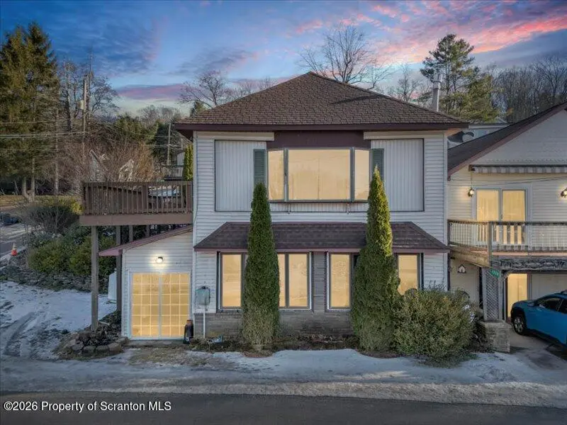 1228 Lake RD, Factoryville, PA 18419
