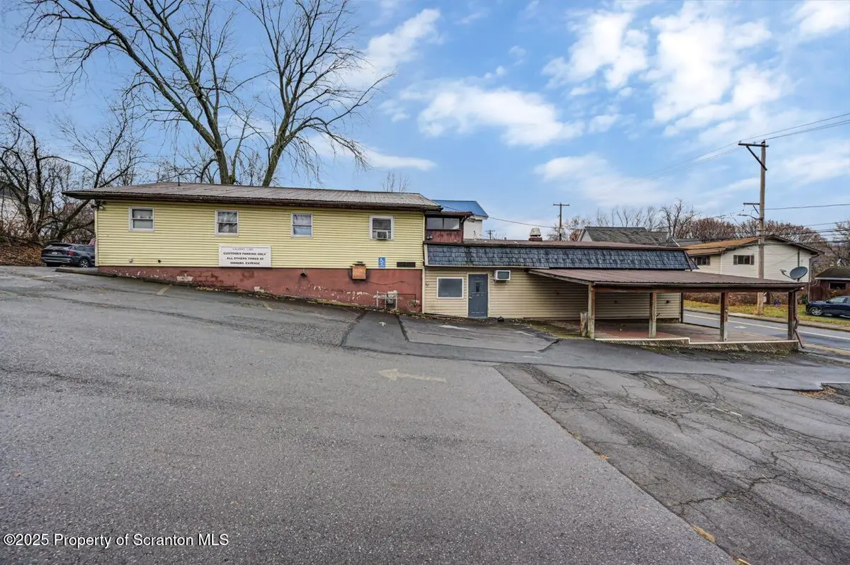 36 Pike ST, Carbondale, PA 18407