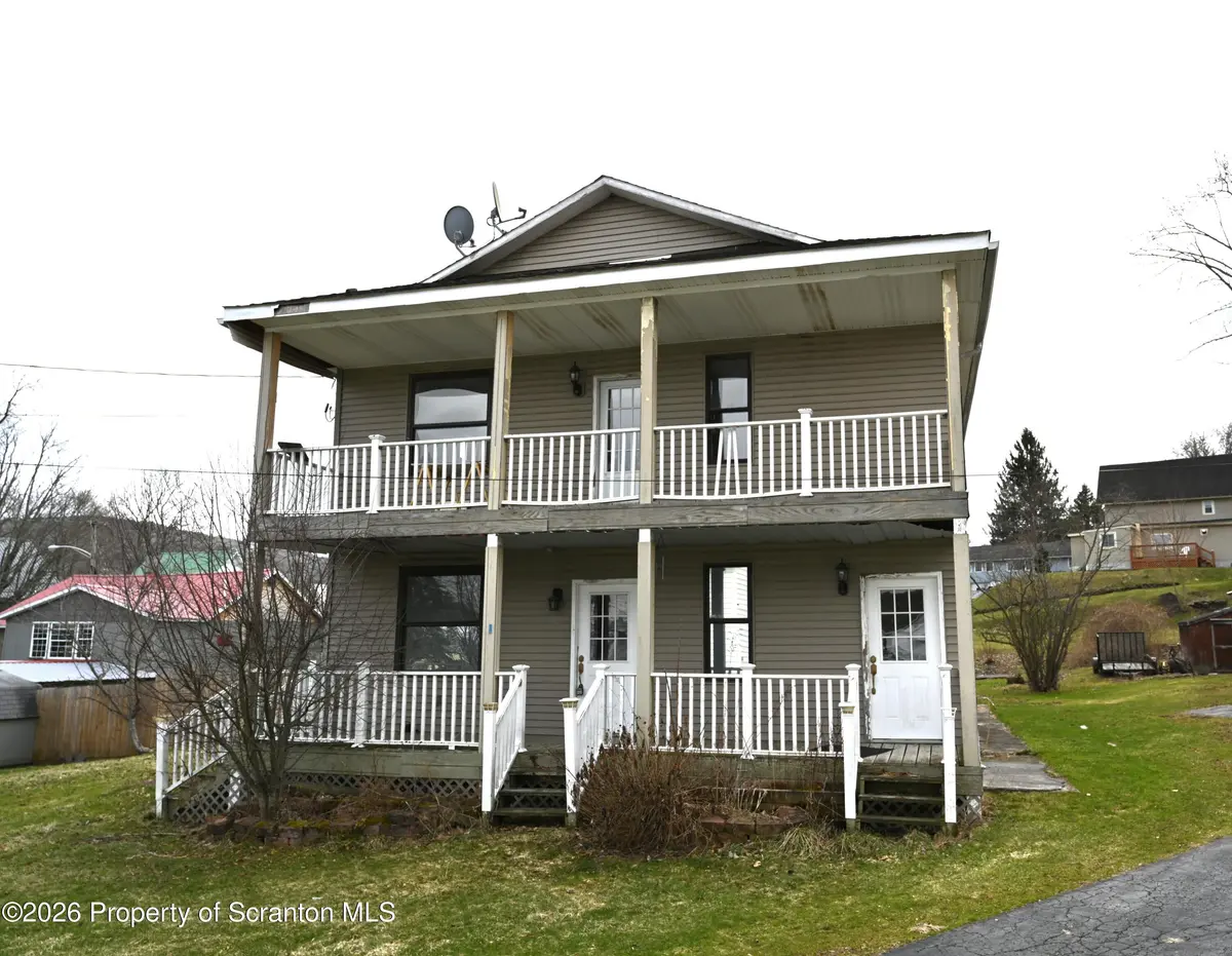 93 Prospect ST, Hallstead, PA 18822