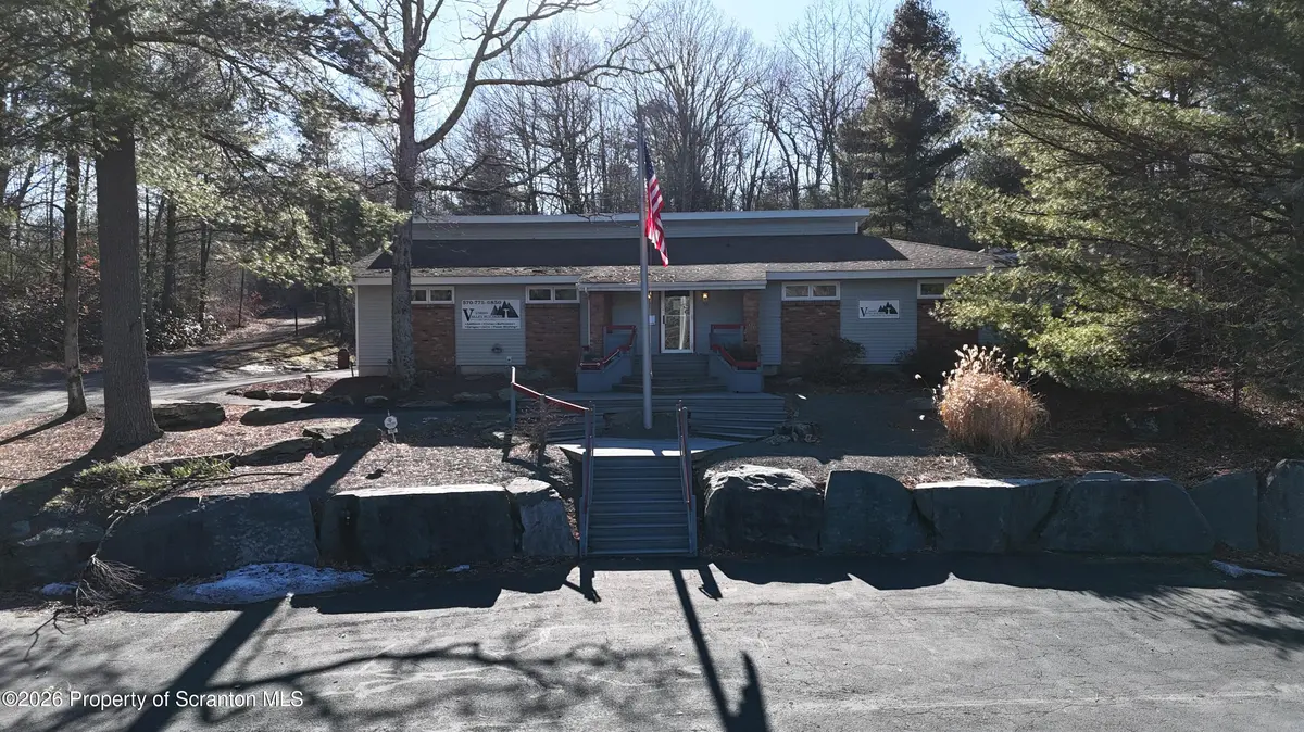 647 Rt 739, Lords Valley, PA 18428