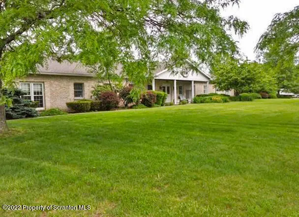 3 Abington Executive PARK, Clarks Summit, PA 18411