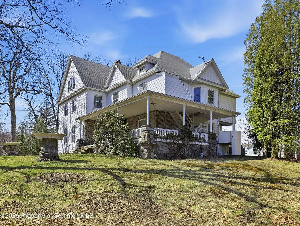 294 Elmhurst BLVD, Dunmore, PA 18505
