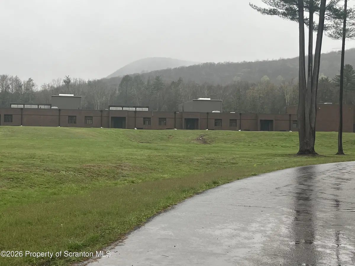 2055 Sr 29, Tunkhannock, PA 18657