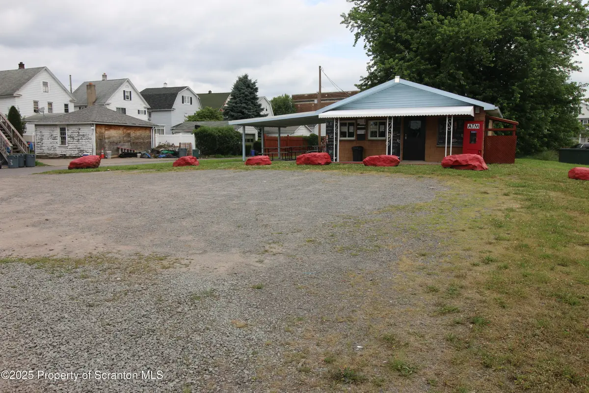 426 Bartel ST, Scranton, PA 18508
