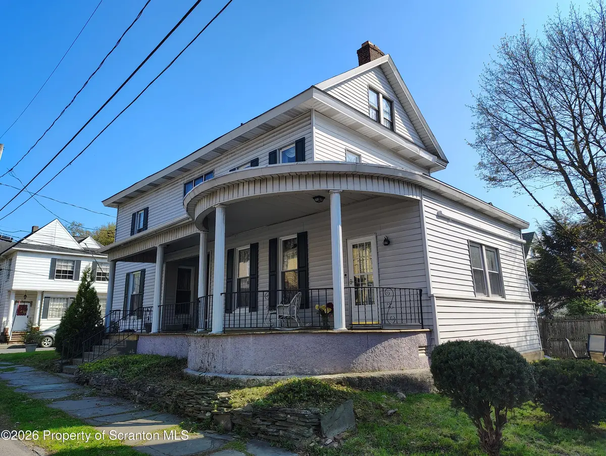 24 Garfield AVE, Carbondale, PA 18407