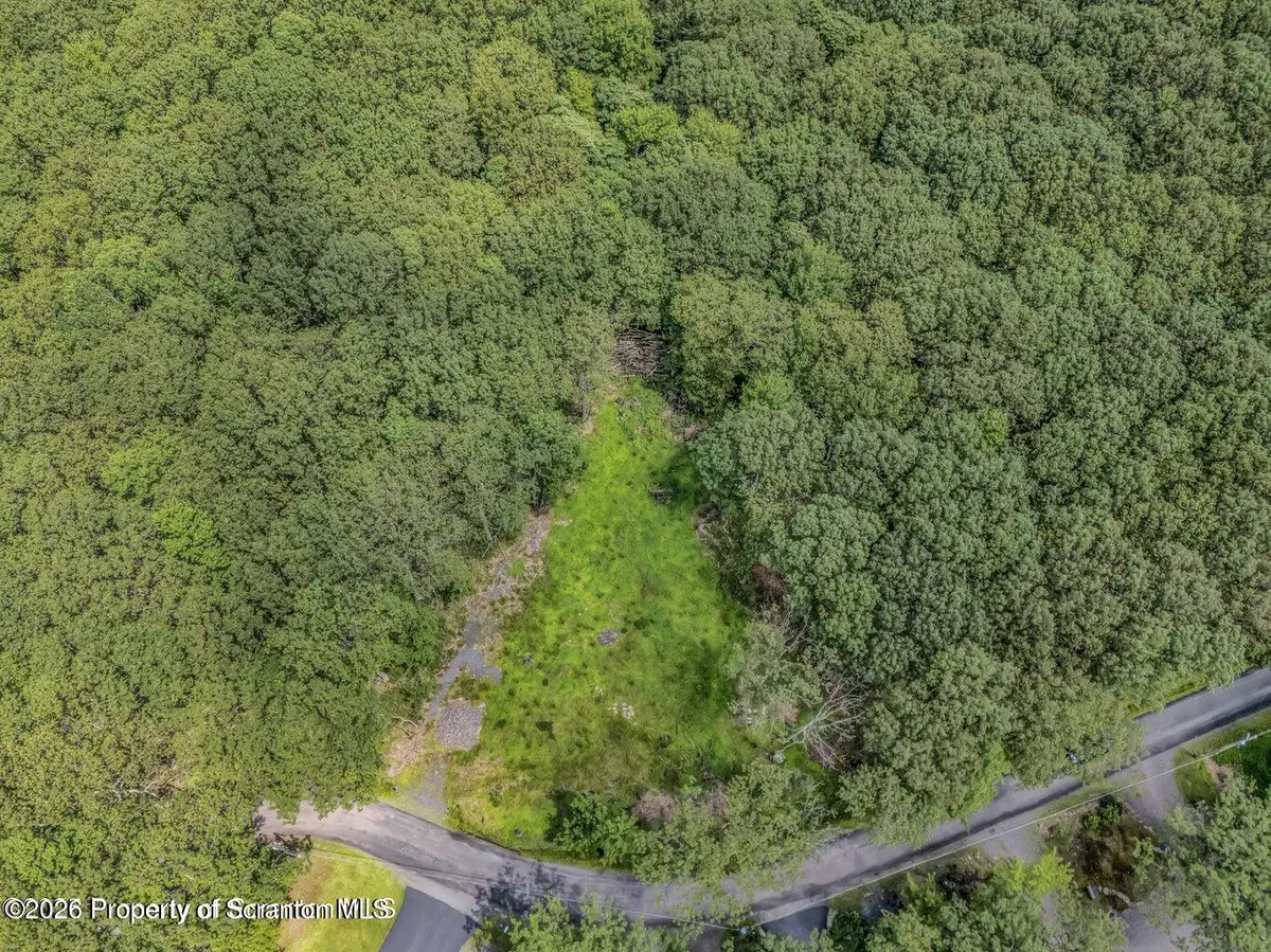 L19 Moosic LK, Jefferson Twp, PA 18436
