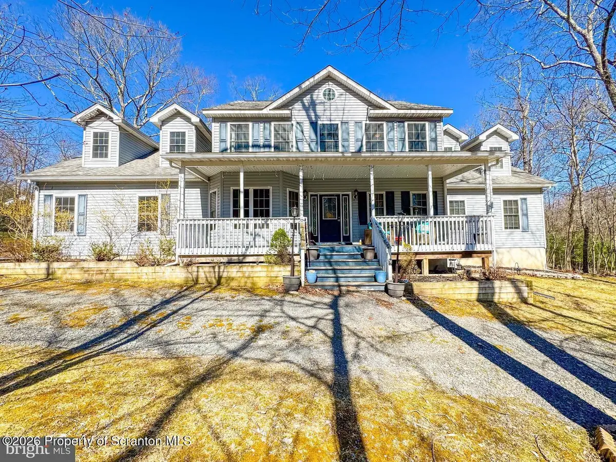 145 Oak Ridge DR, Milford, PA 18337