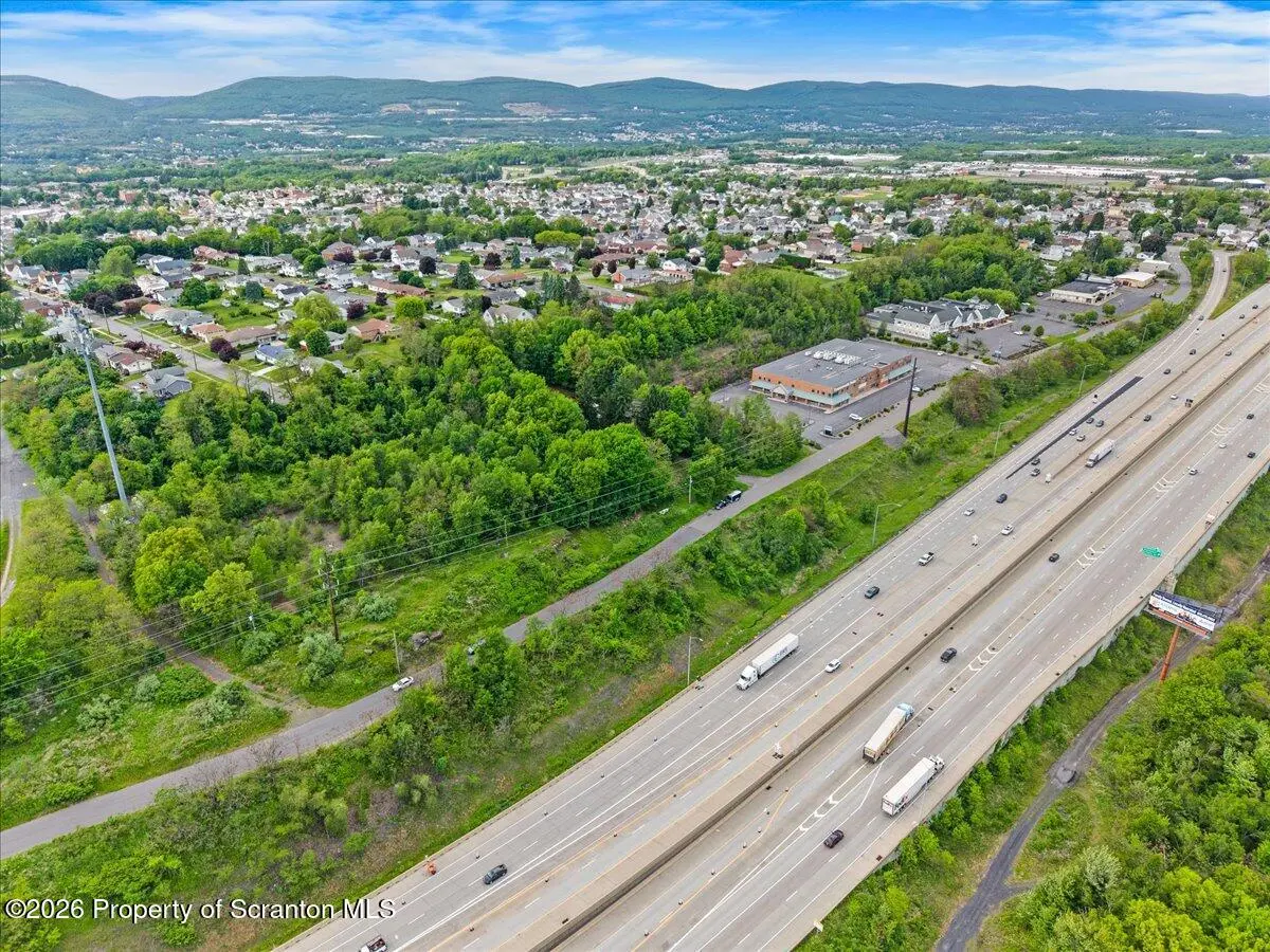 Meade ST, Dunmore, PA 18512