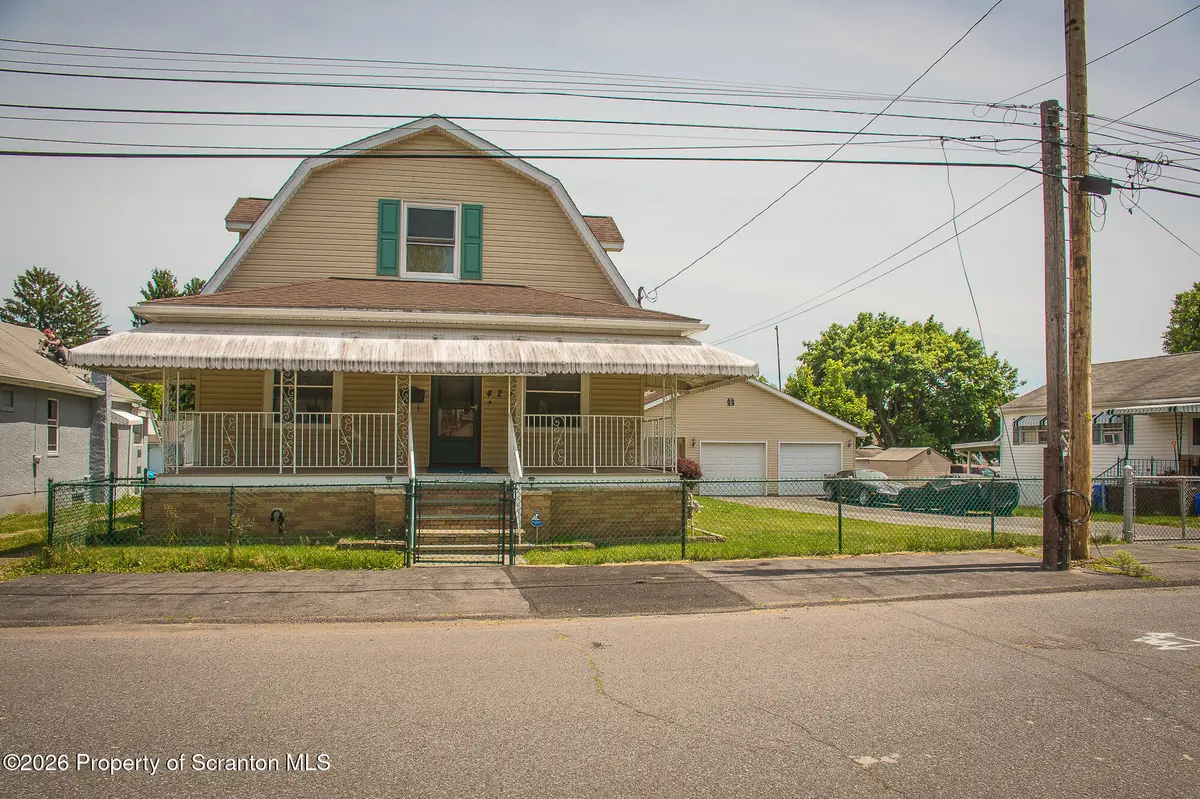 424 Dexter AVE, Scranton, PA 18504