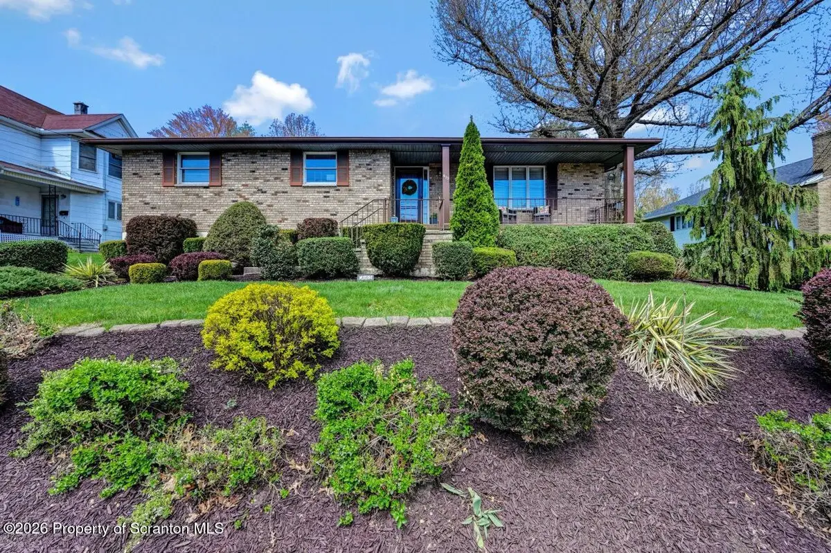 413 Main ST, Dickson City, PA 18519