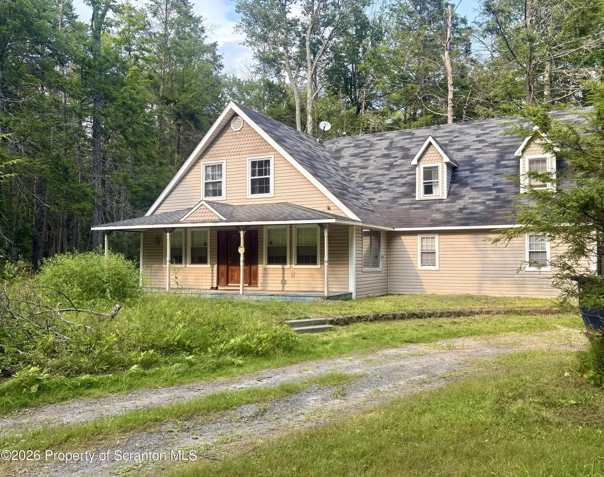 82 Deer Laurel Ests RD, Lake Ariel, PA 18436