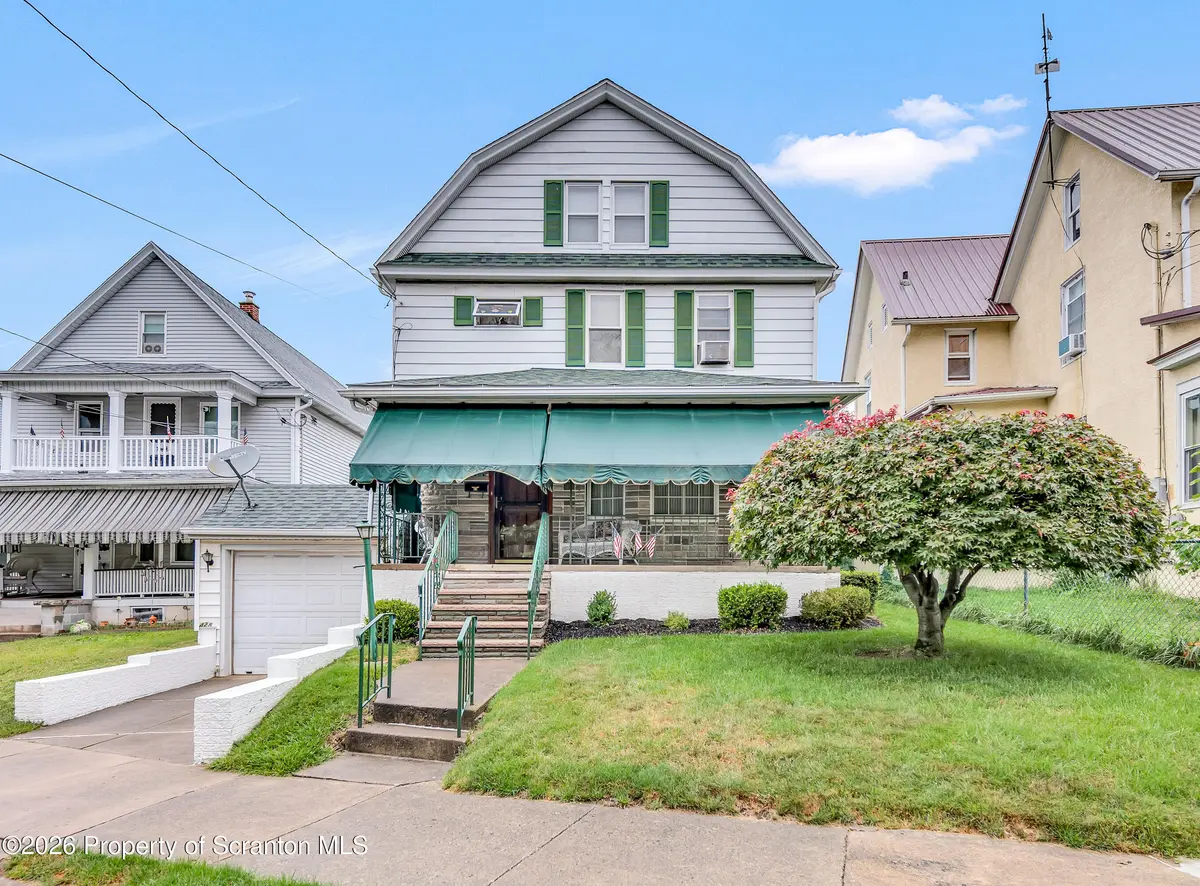 428 W Drinker ST, Dunmore, PA 18509