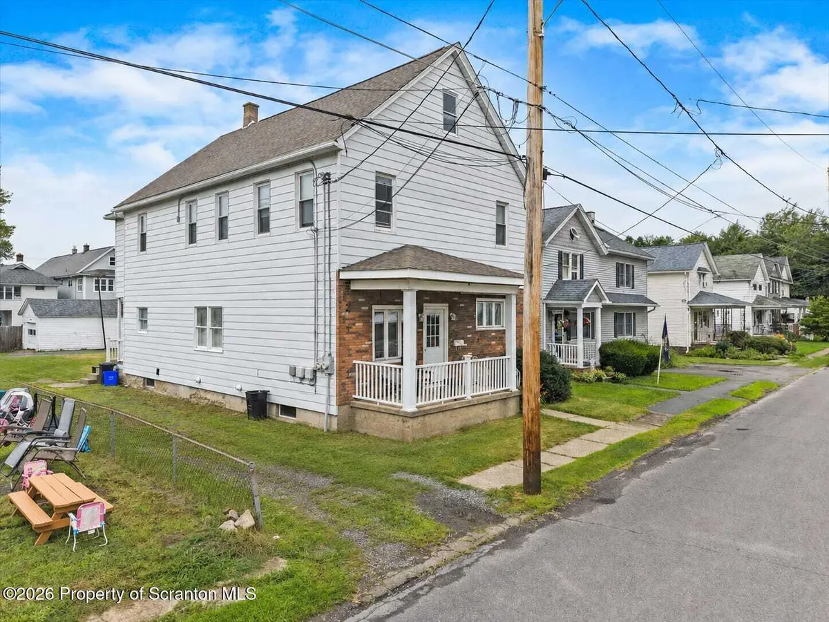 131 Lynch ST, Olyphant, PA 18447