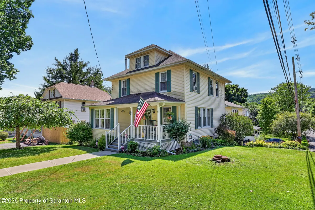 40 Oak ST, Nicholson, PA 18446