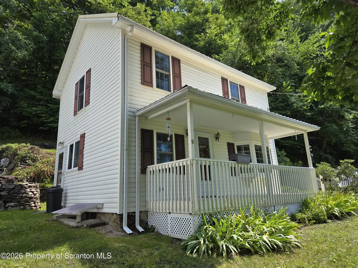 4652 Glenwood RD, Hop Bottom, PA 18824