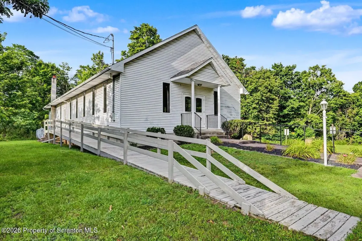 15924 Sr 407, Fleetville, PA 18420