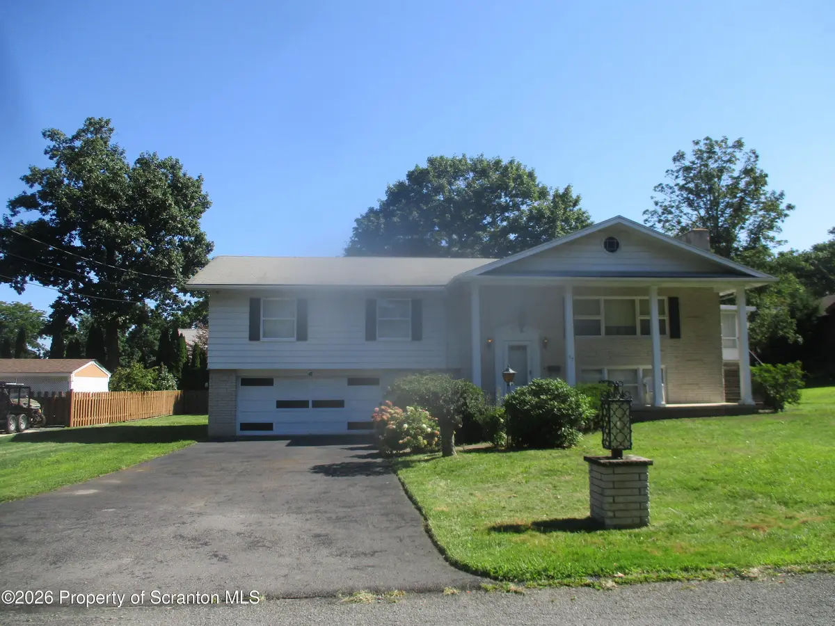 47 Roosevelt ST, Scranton, PA 18505