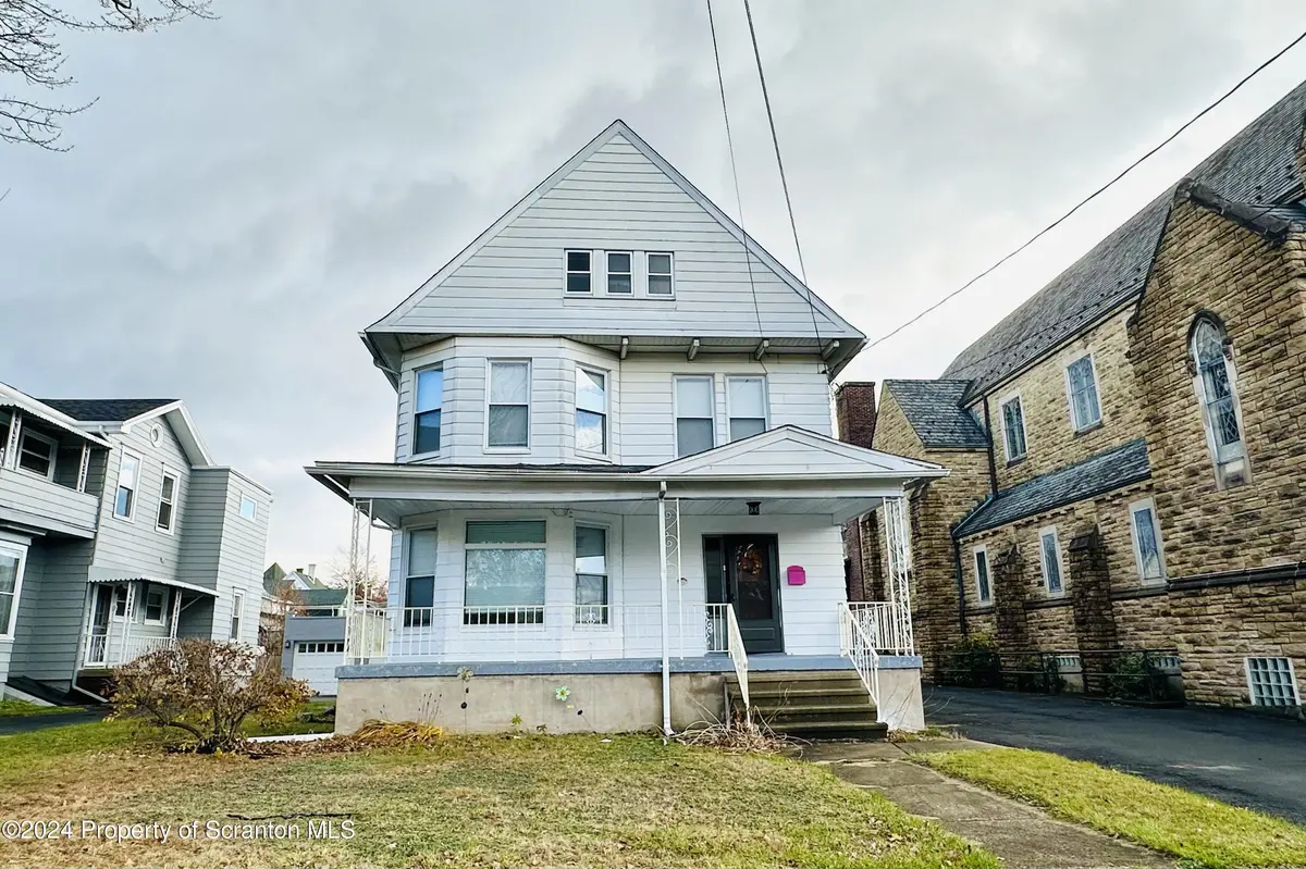 1548 Monsey AVE, Scranton, PA 18509