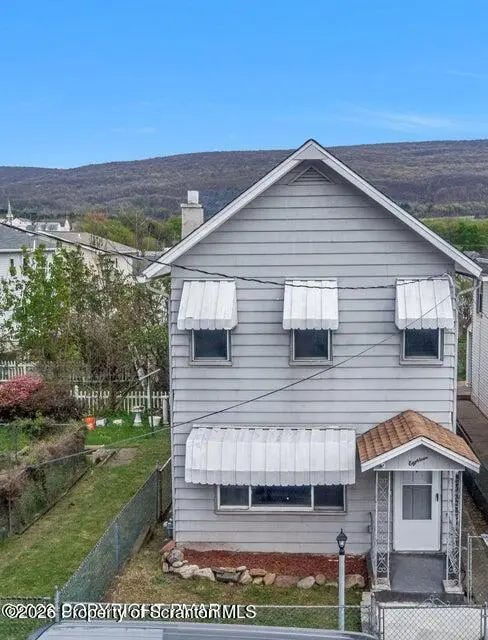 18 Green ST, Ashley, PA 18706