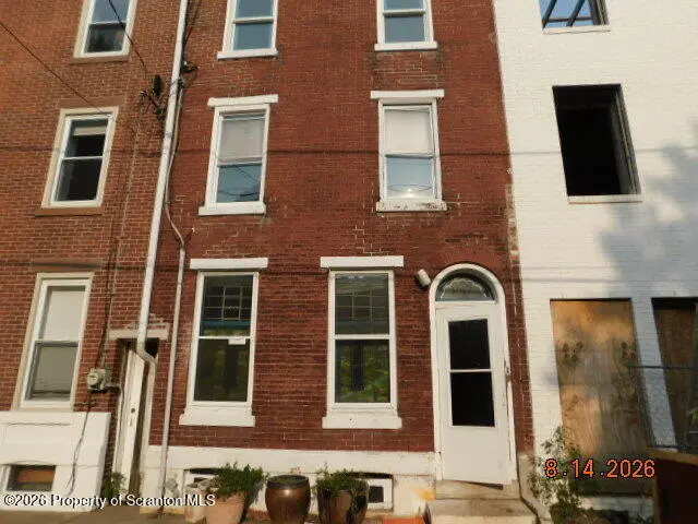847 Corinthian AVE, Philadelphia, PA 19148