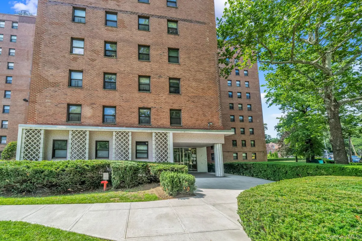 4901 Henry Hudson Pkwy #6E, Bronx, NY 10471