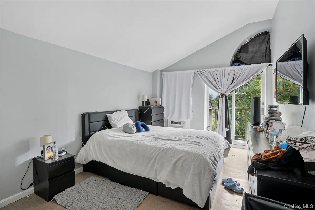 3523 86th ST, Jackson Heights, NY 11372