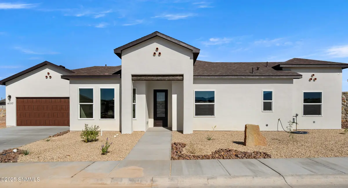 4757 Snowgoose RD, Las Cruces, NM 88011