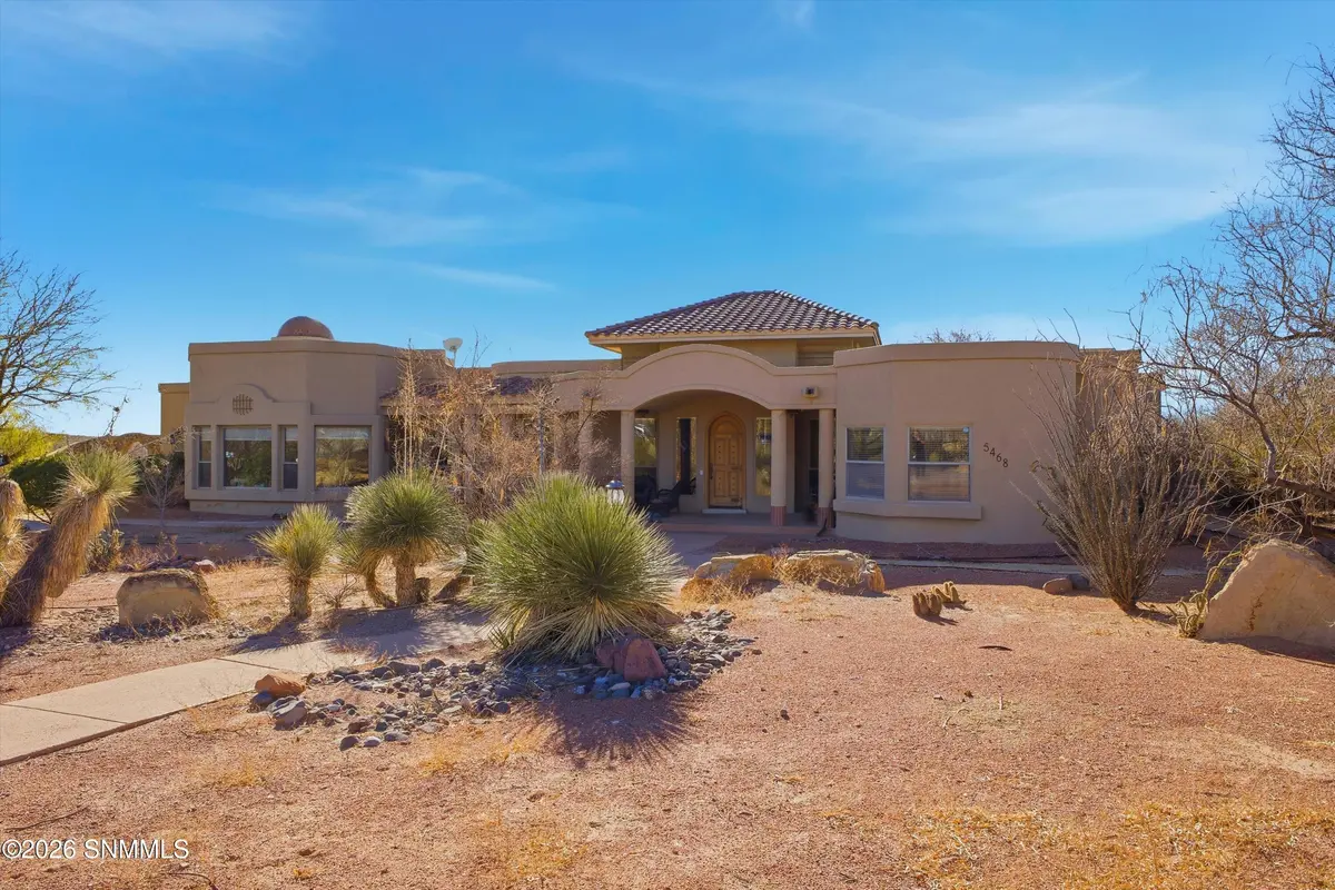 5468 Remington RD, Las Cruces, NM 88011