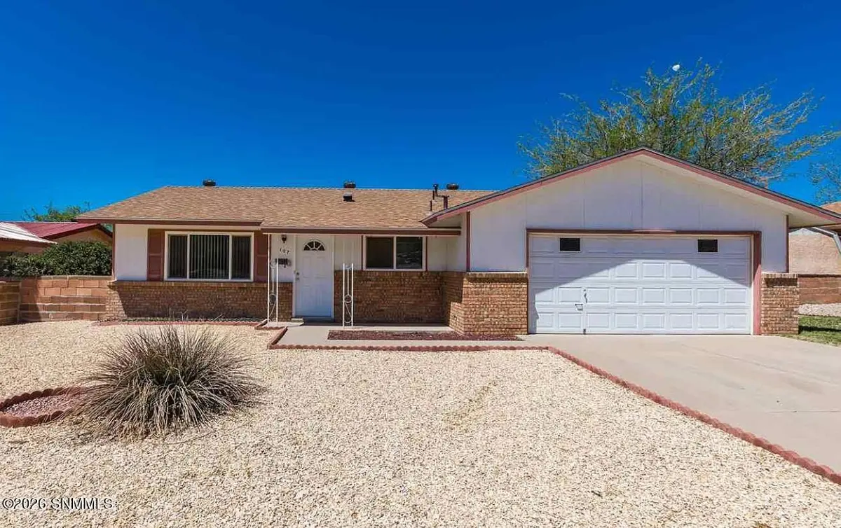 1107 Scenic DR, Alamogordo, NM 88310