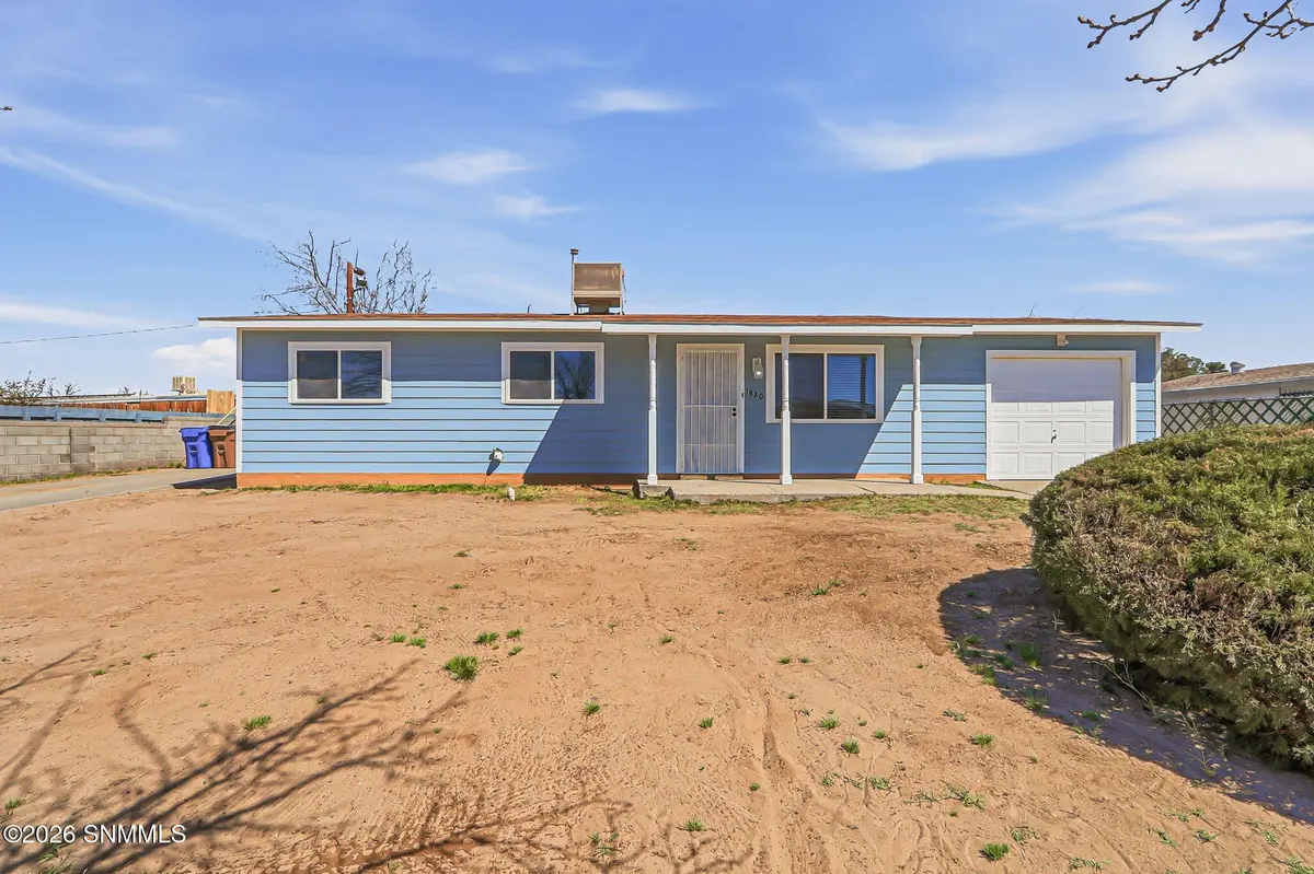 1820 Debra ST, Las Cruces, NM 88001