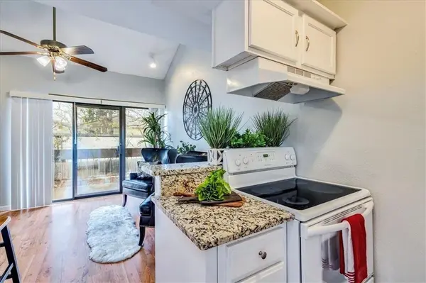 701 Nelray BLVD #14, Austin, TX 78751