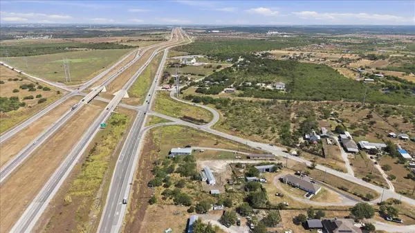 3731 Homannville TRL, Lockhart, TX 78644