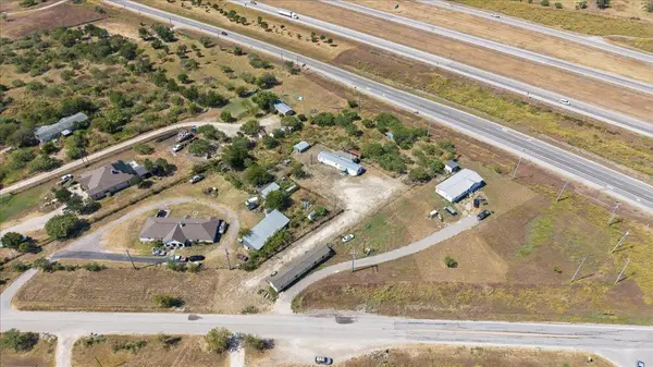 3731 Homannville TRL, Lockhart, TX 78644