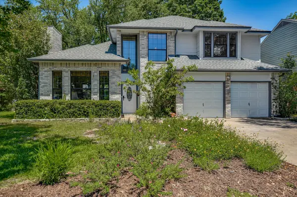 1104 Crestview ST, Round Rock, TX 78681