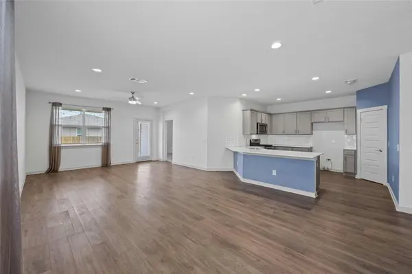 141 Parryi CV, Leander, TX 78641