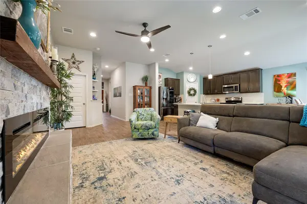 21504 Santa Domingo LN, Lago Vista, TX 78645