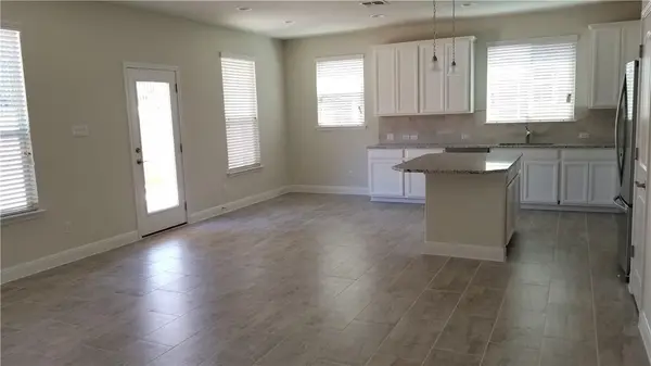 1050 kenney fort XING #37, Round Rock, TX 78665