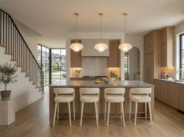 2006 Mountain View RD, Austin, TX 78703